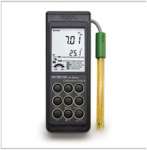 Hanna Portable pH Meter with SMART Electrode HI 98140
