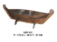 COFFEE TABLE BOAT GLASS UDF 011