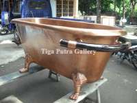 Kerajinan tembaga kuningan berbentuk copper bathtub