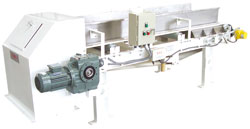 SAiMO Weight Feeder - SAIMO Low Capacity Weigh Belt Feeder System