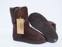 Sells the hotest 5803 ugg boots
