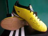 SEPATU FUTSAL ADIDAS F5 IN ADIZERO - WORLD CUP 2010