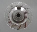 Vacuum brazed diamond cup wheel with radial