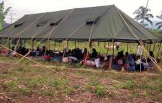 Tenda Pengungsi (Pleton)