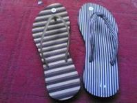 Sandal Spon cewek Garis