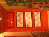 display acrylic promosi gantung