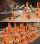 Hydraulic lifting jacks for cable drums