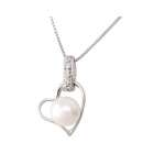 Love in our hearts pearl pendants white