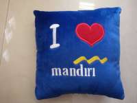 Bantal kotak I love Mandiri