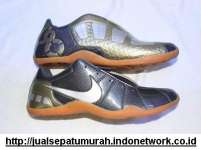 Sepatu Futsal Nike T90 Abu Abu-GOLD ( UK 40-44)