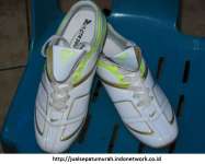 Sepatu Futsal Nike ctr 360 Putih-Gold-Hijau Stabilo ( UK 39-43)