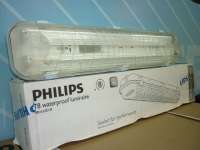 Waterproof Lamp TCW 300 2 x 18W Philips