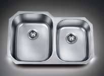 Double bowl undermount stainless steel sink