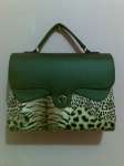 tas bermotif macan