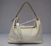 replica designer Louis Vuitton New Bag M07827 cream