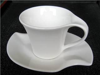 porcelain coffee cups