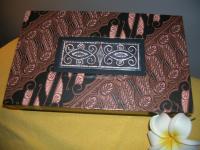 Batik gift box