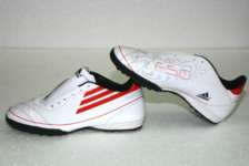 Sepatu Futsal F50 Putih Merah