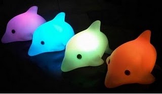 Lampu Dolphin isa berubah 7 warna