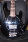 BASS MUSICMAN