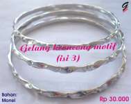 Gelang Kroncong Motif