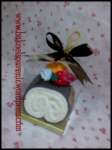Souvenir Pernikahan > > Towel Cake Roll Cake Toping Buah