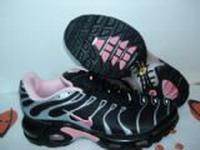 www.topbrandsell..com âSell best quality and good price nike sports shoes