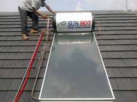 Pemanas Air Tenaga Surya( Solar Water Heater) " SUN HOT" SS 150 LX