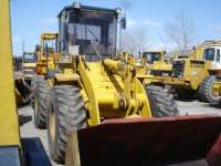 = = WHEEL LOADER / LOADER / ALAT PENIMBUN DIJUAL MURAH = = Wheel Loader / Loader / Alat Penimbun merk KOMATSU WA350-1 / WA350-3 Build up ex-Jepang.