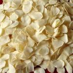 Dehydrated garlic flake