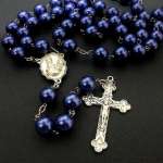 Rosario Mutiara Sintetis Biru Tua ( Navy Blue Synthetic Pearl Rosary)