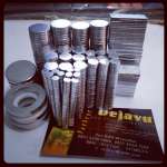 Dunia Magnet - Jual Magnet Neodymium Silver Putih | Magnet Ferrite / hitam | Alnico / peraga| Rubber Flexible Magnet di Surabaya melayani pengiriman ke seluruh penjuru Indonesia : Jakarta - Bandung - Bogor - Tangerang - Bekasi - Depok - Medan - Aceh - Jam