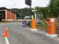 Palang Parkir Barrier Gate 