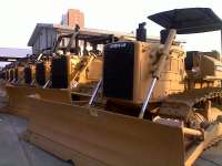 == BULLDOZER / CRAWLER TRACTOR == Bulldozer / Crawler Tractor / Dozer / Traktor / Alat Pendorong tanah Build up ex-Jepang.